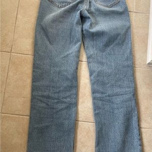 Abercrombi relaxed 90s jean size 26 long.
